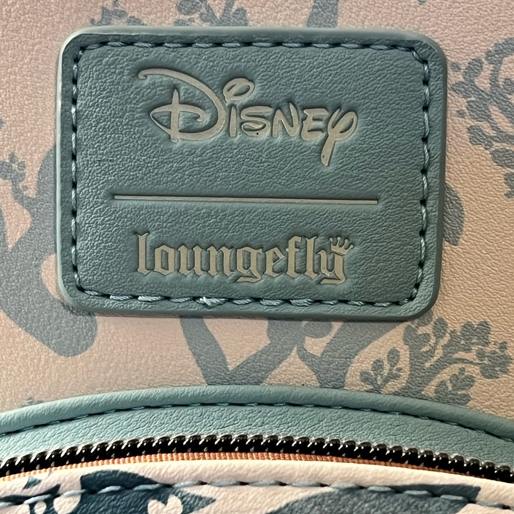 Loungefly Disney Snow White Backpack - Blue and Cream Soft Tag - Picture 5 of 5
